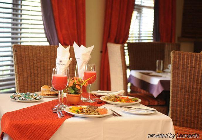 Protea Hotel By Marriott Walvis Bay Indongo Esterno foto