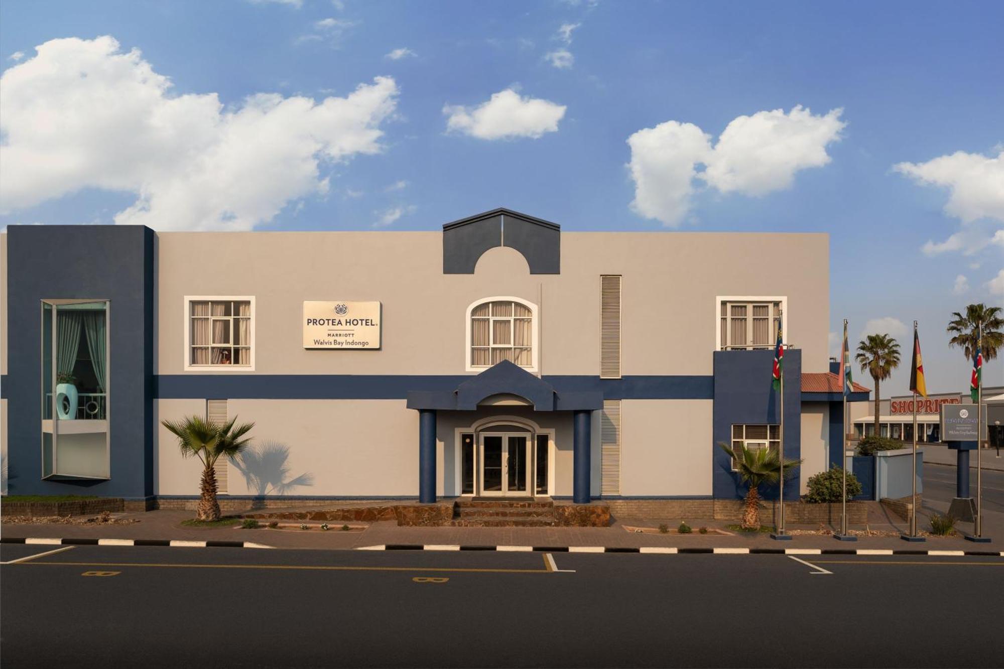 Protea Hotel By Marriott Walvis Bay Indongo Esterno foto