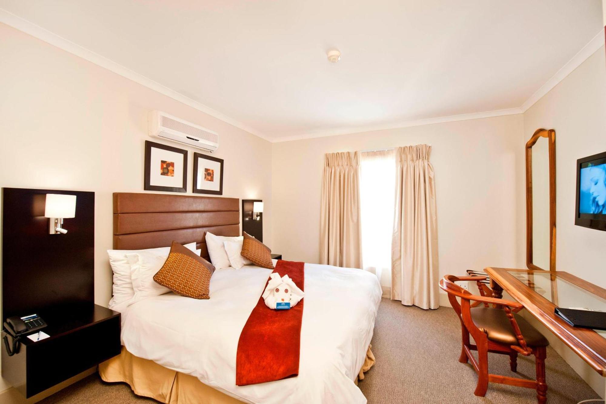 Protea Hotel By Marriott Walvis Bay Indongo Esterno foto